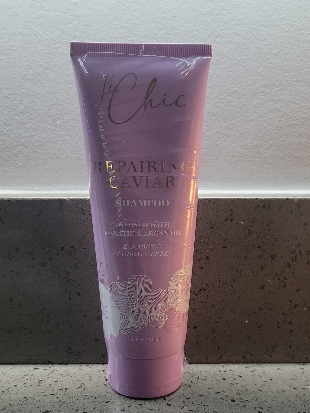 Le Chic Repairing Caviar Shampoo - Lavender Purple